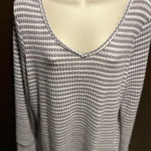 ⭐️ bundle of two tunic shirts